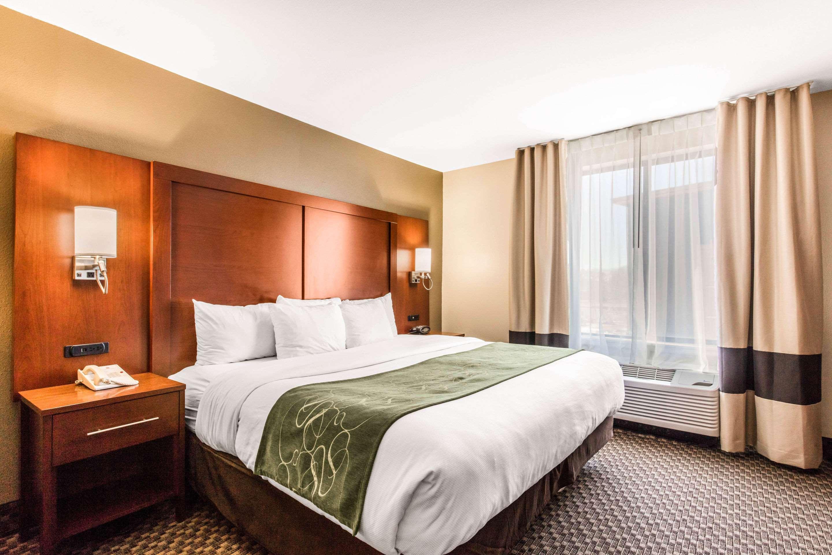 Comfort Suites Tuscaloosa Near University Экстерьер фото