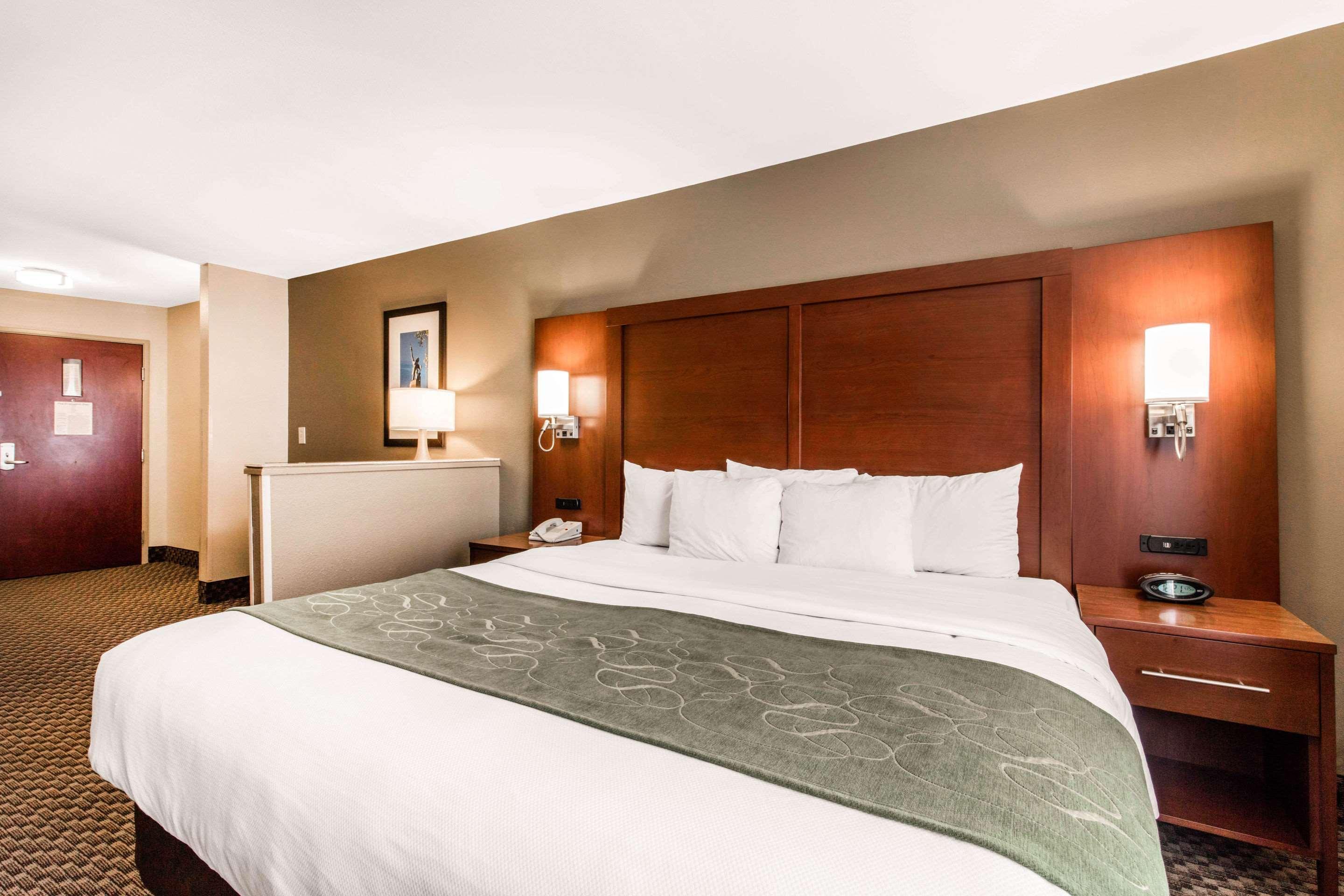 Comfort Suites Tuscaloosa Near University Экстерьер фото