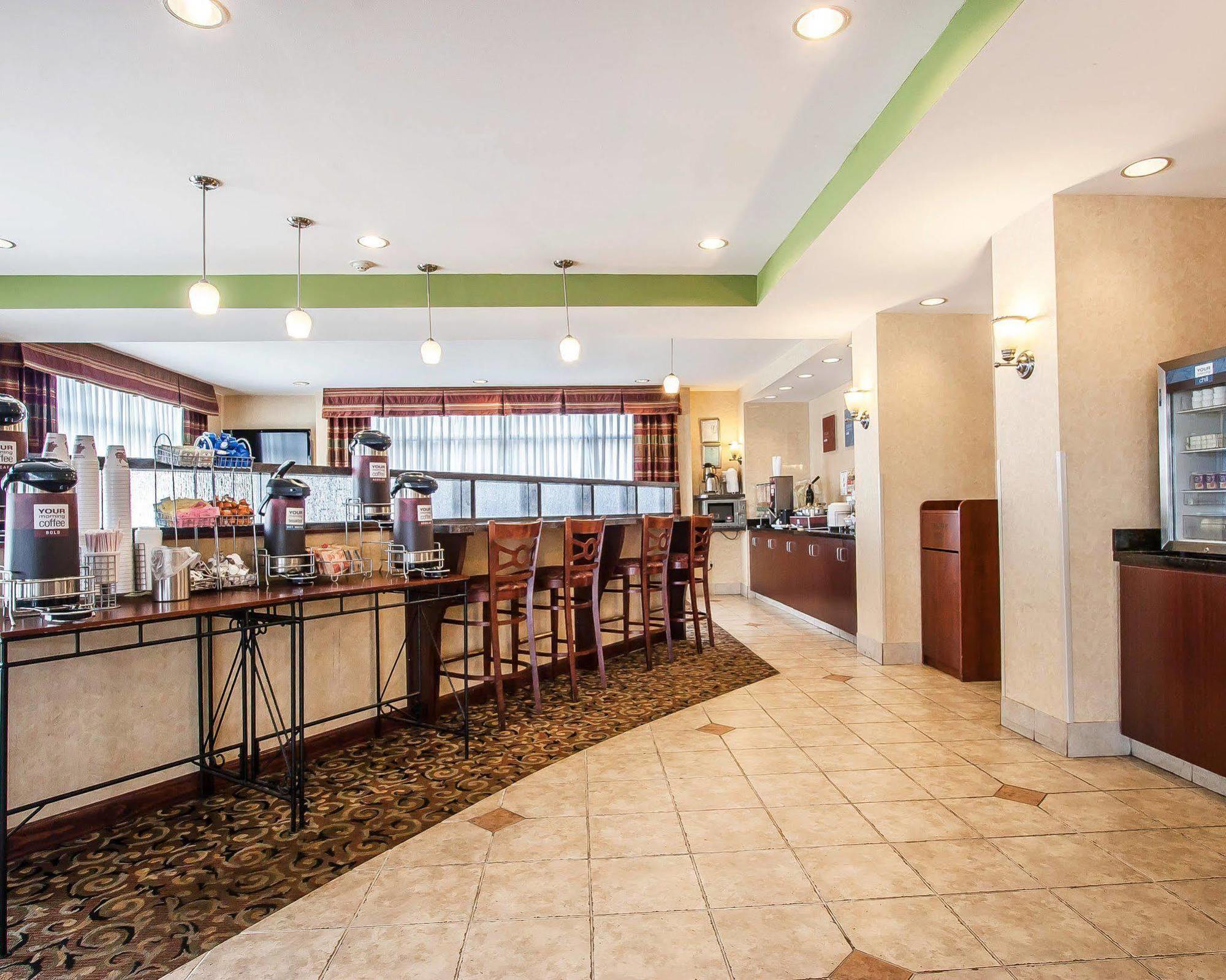 Comfort Suites Tuscaloosa Near University Экстерьер фото