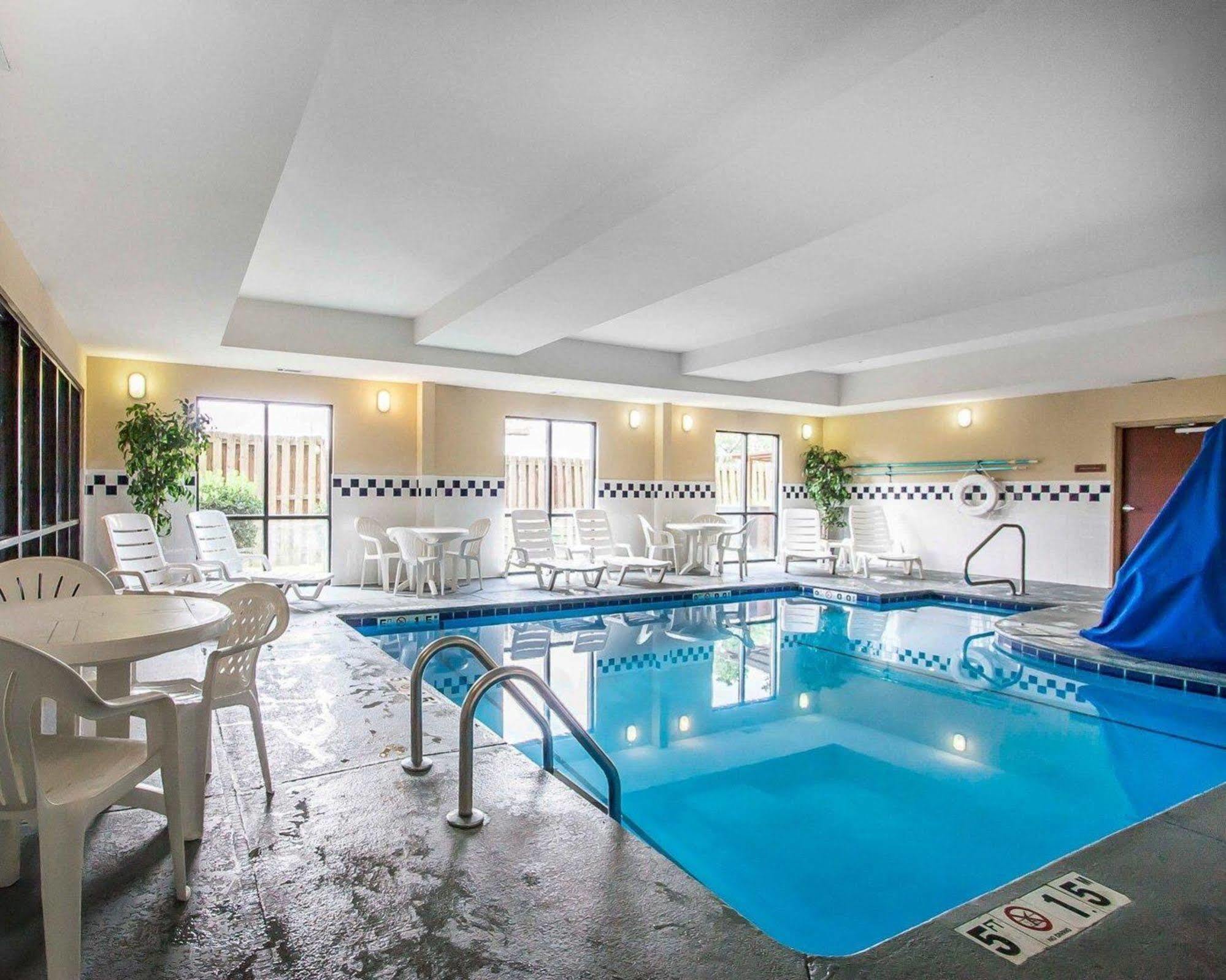 Comfort Suites Tuscaloosa Near University Экстерьер фото